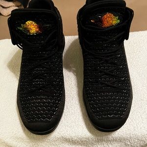 COPY - Jordan XXXII Black Cat Size 12 Preowned. Black Sneakers